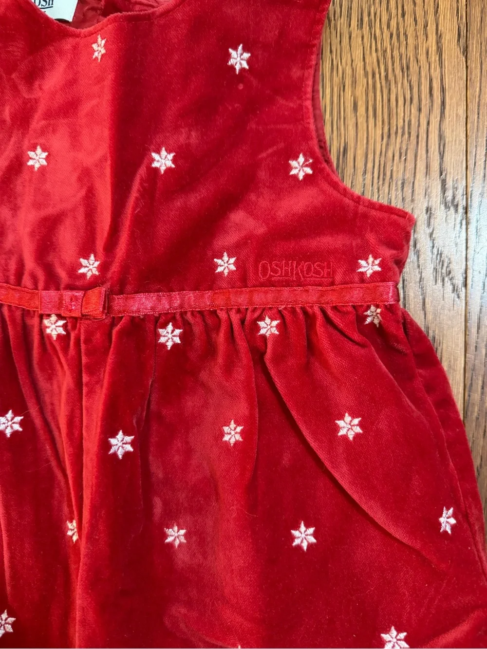 vintage OshKosh B'gosh red velour/velvet snowflake jumper romper holiday 24 mt